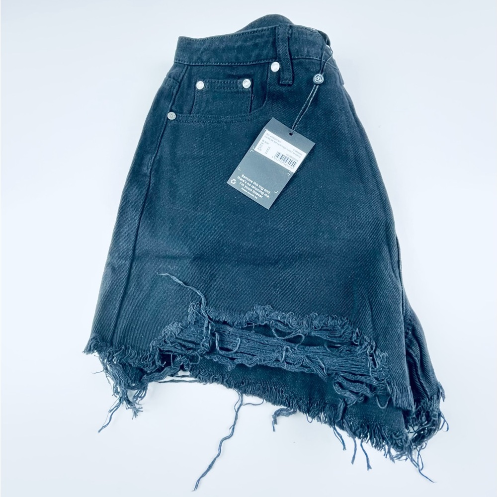 EXTREME RIP HEM HIGH WAIST SHORTS
BLACK - Picture 4 of 4